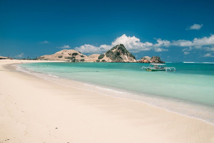 wisata dekat bandara lombok